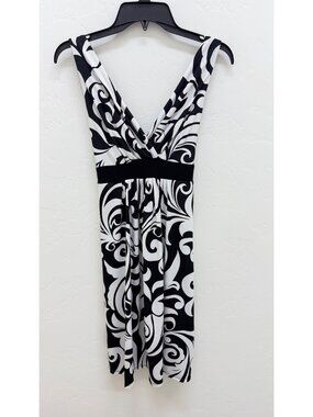 Maurices Black & White Swirl Print Sleeveless Empire Waist Dress – Size M